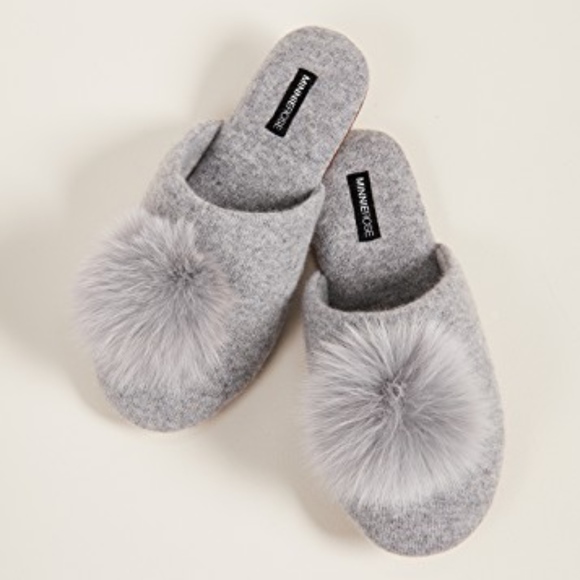 cashmere slippers with pom pom